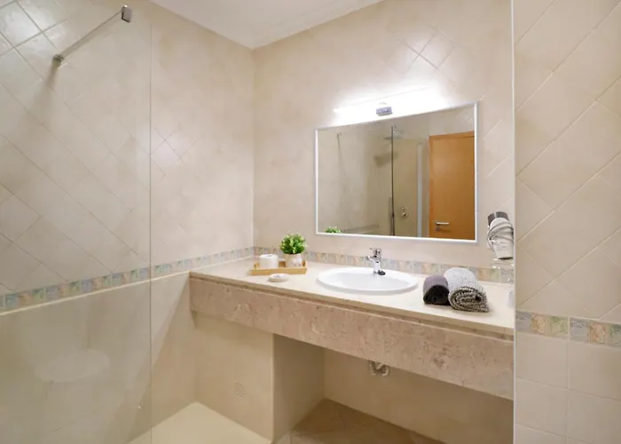 Baleeira Sol Appartement *