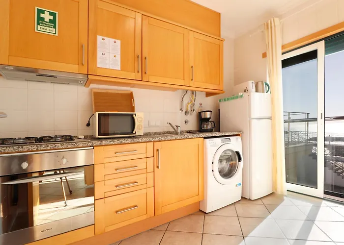 Baleeira Sol Apartment *